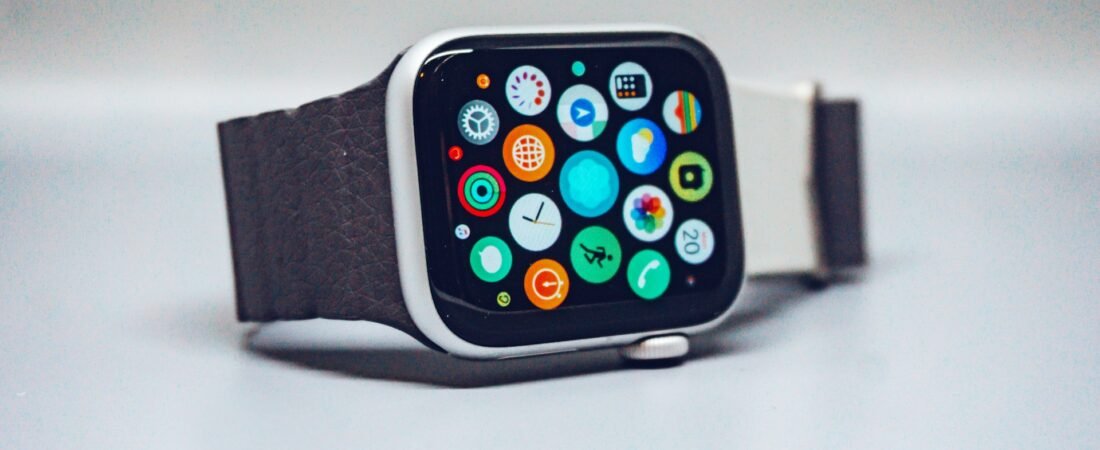 How to Choose the Right Smartwatch for Your Health in 2026