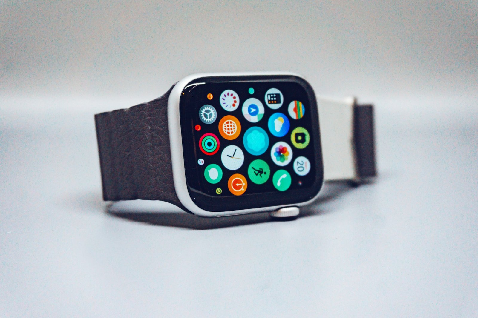 How to Choose the Right Smartwatch for Your Health in 2026